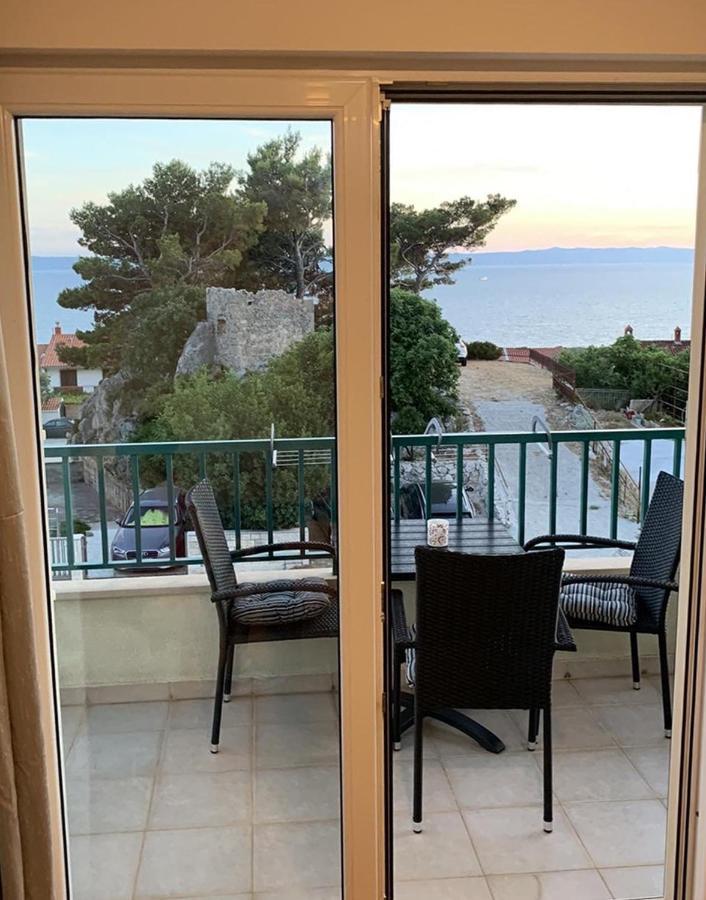 Apartments With A Parking Space Makarska - 18170 Eksteriør billede
